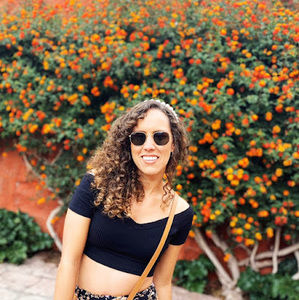 Meet your Posher, Darelis